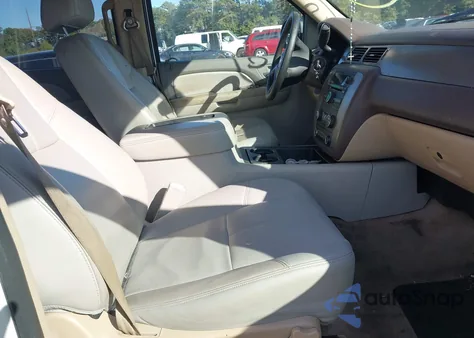 2012 Chevrolet Suburban 1500 Commercial Fleet из США, поврежденный, VIN 1GNSK5E70CR305107